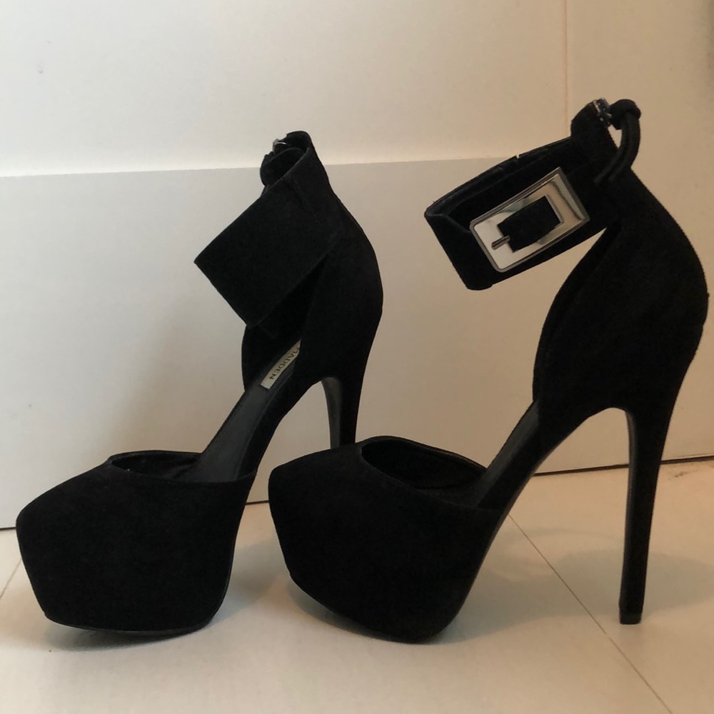 Steve Madden Platform Black Heels